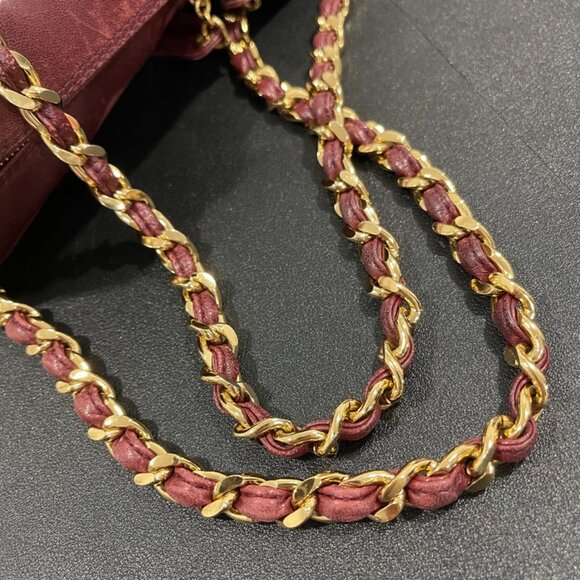 Chanel CC Chevron Lambskin Camera Shoulder Bag (53769) - Picture 5 of 14